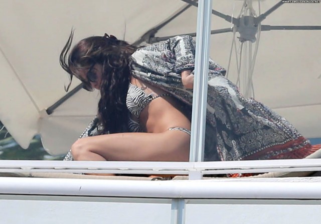 Selena Gomez High Resolution Bikini Posing Hot Celebrity Babe